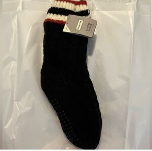 NWT Women's Hunter Black and Red Cushioned Slipper Socks